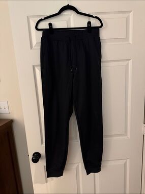 Under Armour Black Men's Joggers with Drawstring